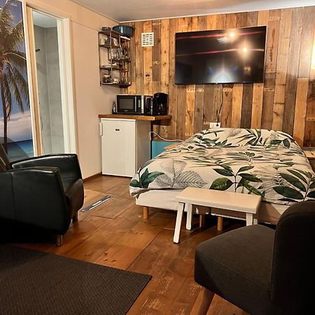 Beach House Met Badkamer, Boxspring & Airco Schoonebeek Exteriér fotografie